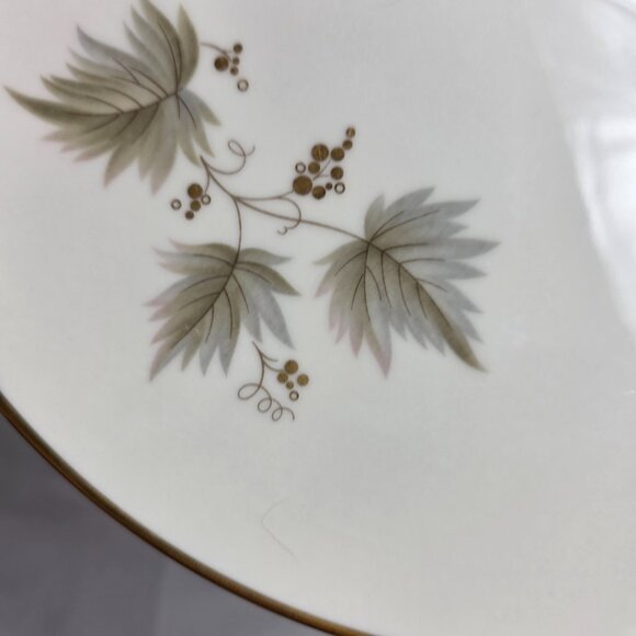 TWO Noritake Fantasia Dinner Plates Ivory with Gold Grapes and Gray Tan Leaves - Picture 9 of 14